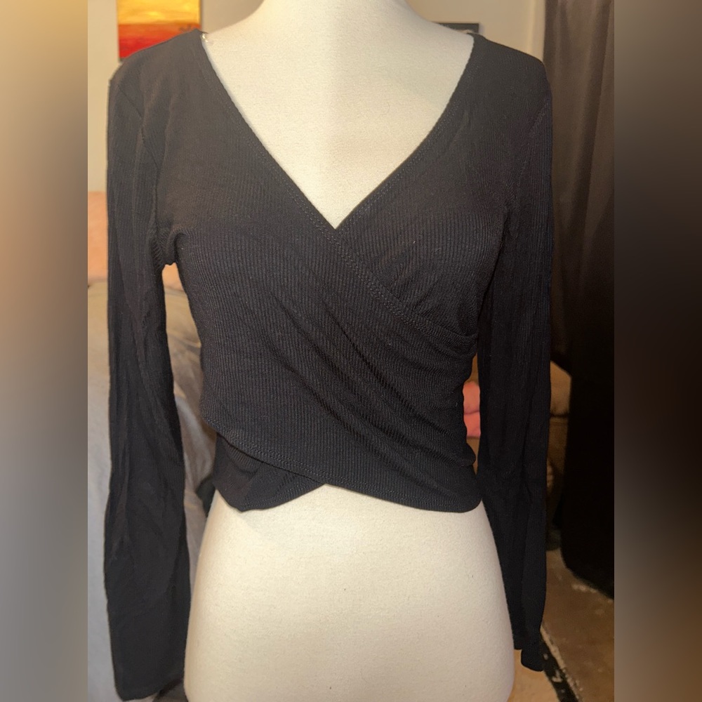 Women’s long sleeve top